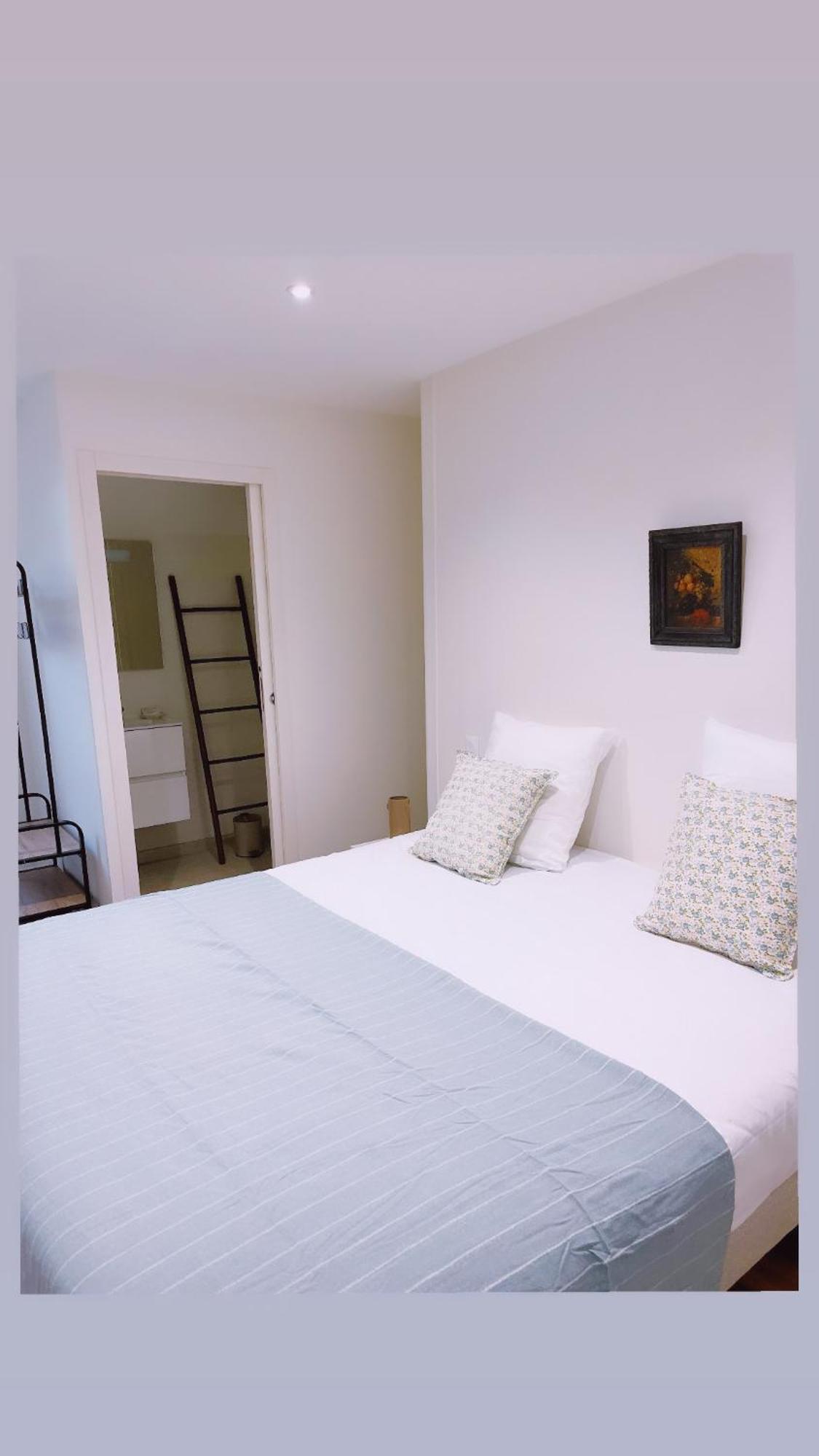 Abbaye De Blanchelande Bed & Breakfast Neufmesnil ภายนอก รูปภาพ