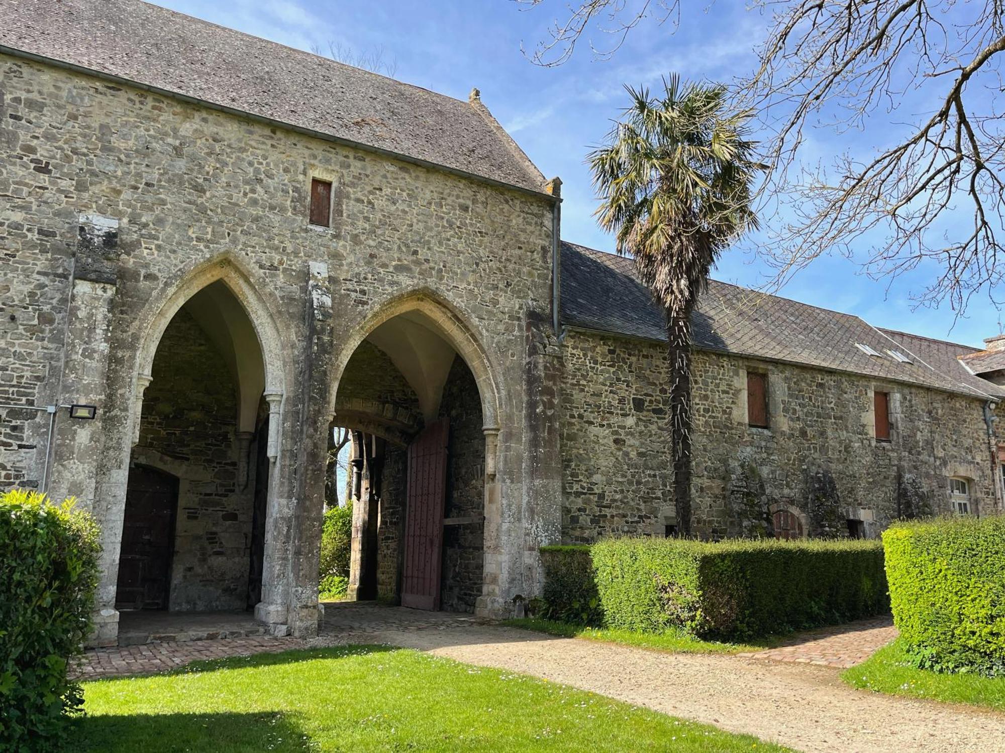 Abbaye De Blanchelande Bed & Breakfast Neufmesnil ภายนอก รูปภาพ