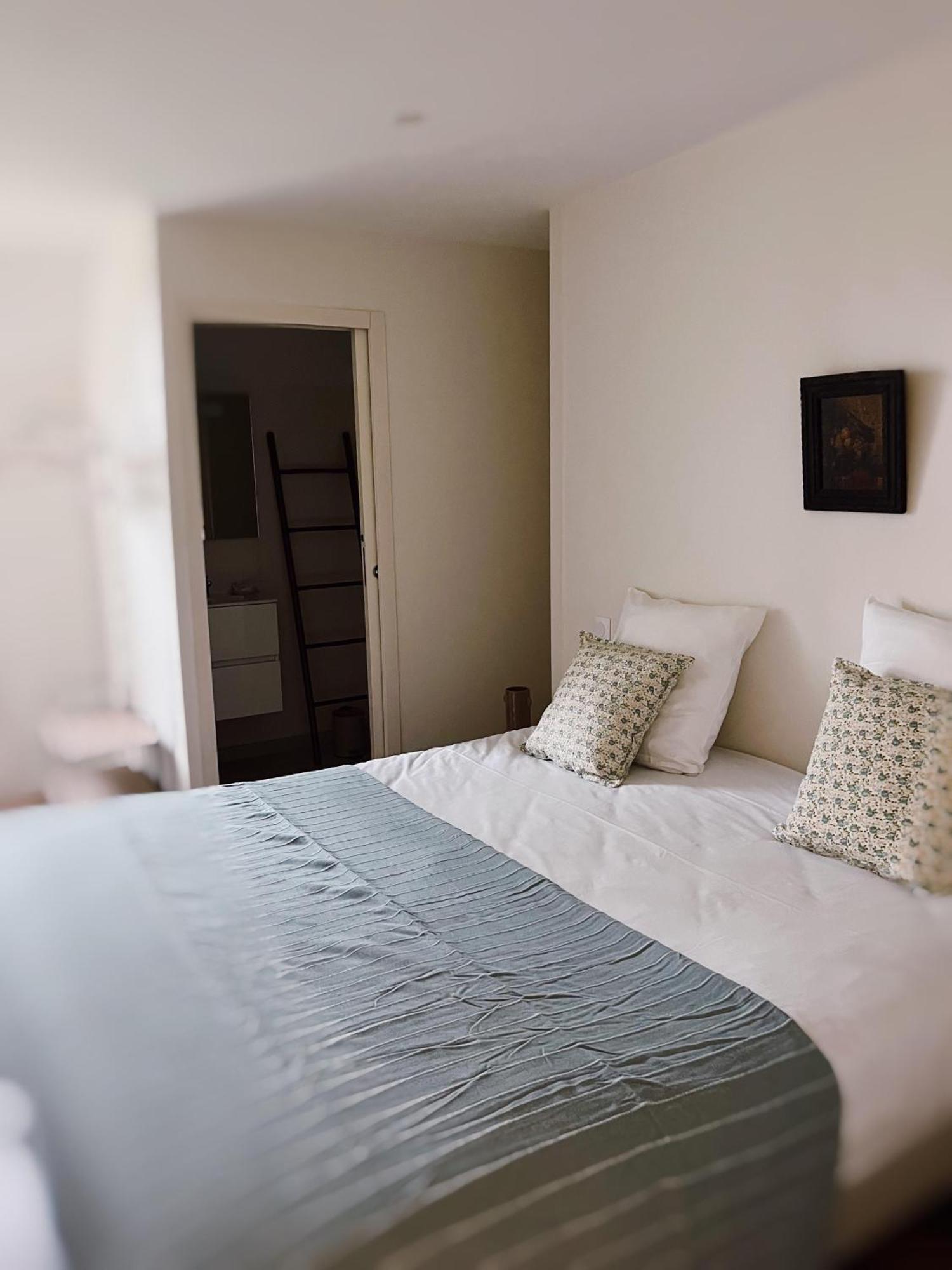 Abbaye De Blanchelande Bed & Breakfast Neufmesnil ภายนอก รูปภาพ