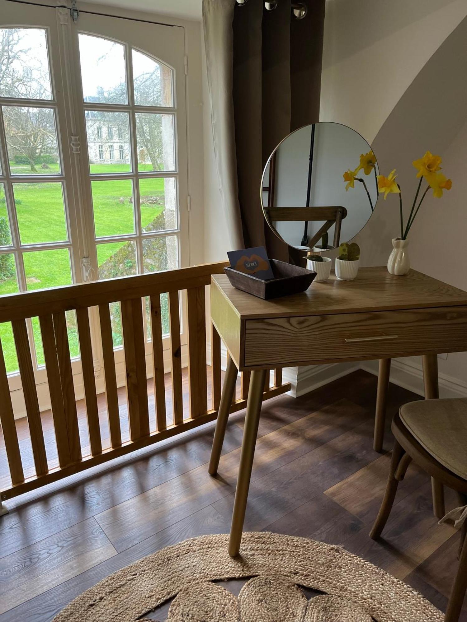 Abbaye De Blanchelande Bed & Breakfast Neufmesnil ภายนอก รูปภาพ